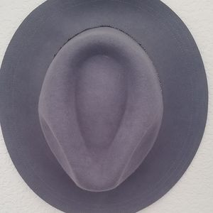 Olive & Pique wool hat